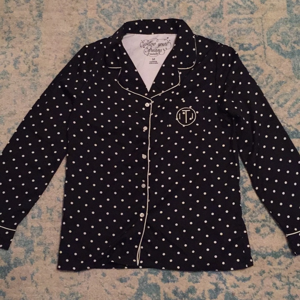 Women’s mud pie sleep set with at initial size M